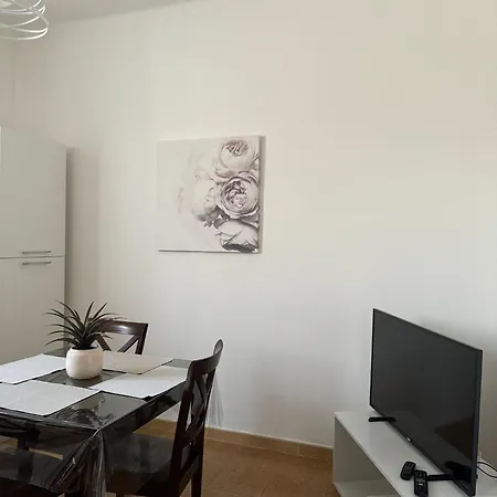 Da George * 特尔尼